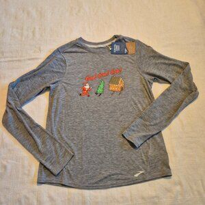 Brooks girls size Medium long sleeved gray holiday shirt New